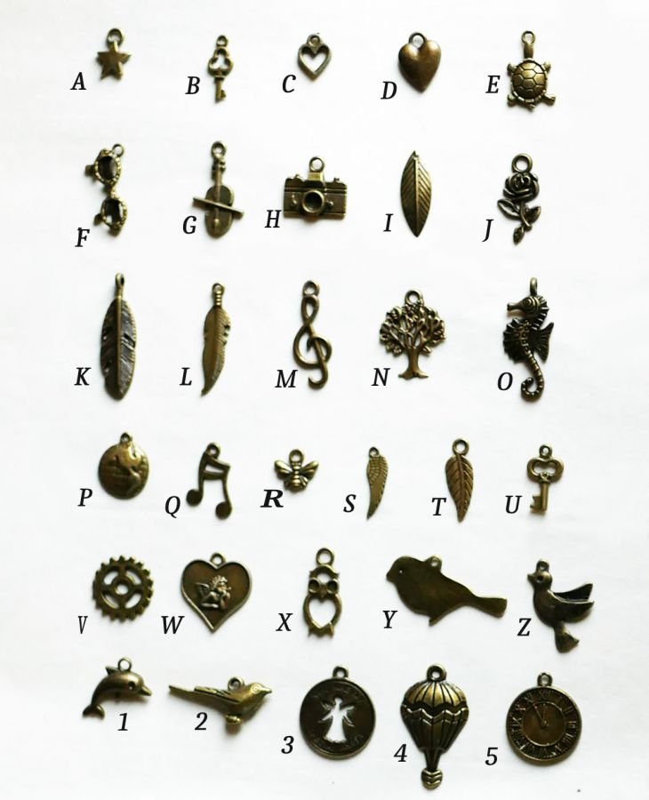 Porte clé perle et breloque au rond en bois merisier à personnaliser par gravure