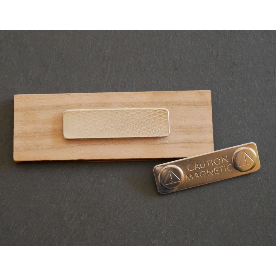 Badge en bois logo entreprise et nom