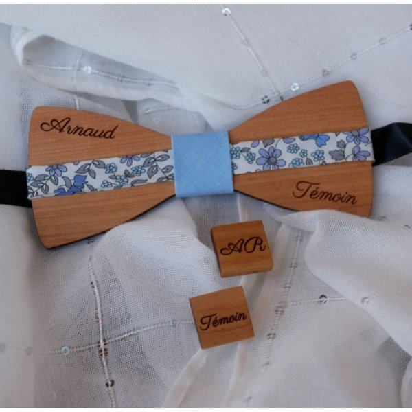 Boutons manchette en bois carr&eacute; &agrave; personnaliser