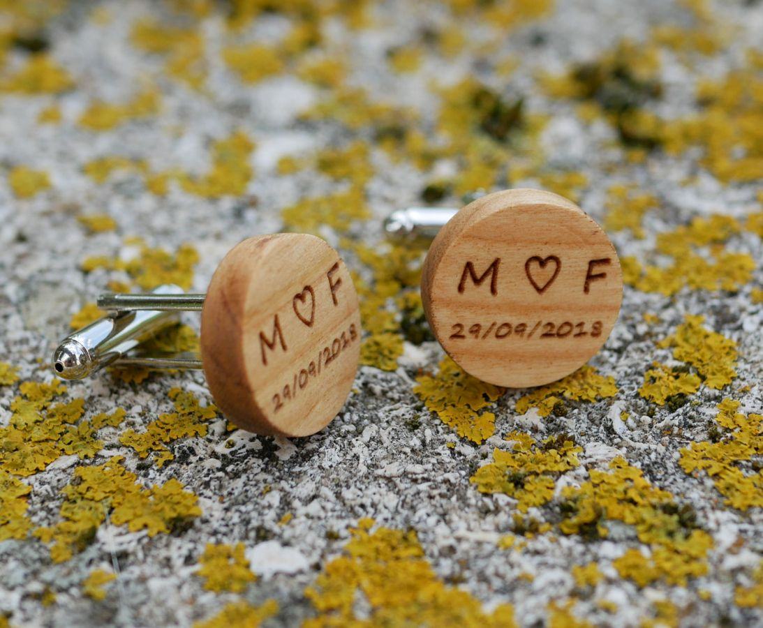 Boutons manchette en bois rond à personnaliser 18mm