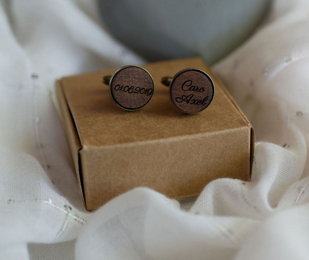 Boutons de manchette bois serti bronze vieilli 16 mm personnalisable