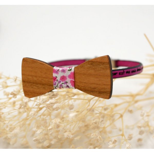 Bracelet cuir au noeud papillon miniature ajouré en bois personnalisable