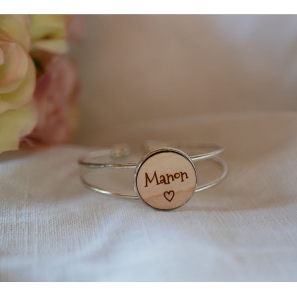 Bracelet jonc au cabochon bois à personnaliser et métal argenté