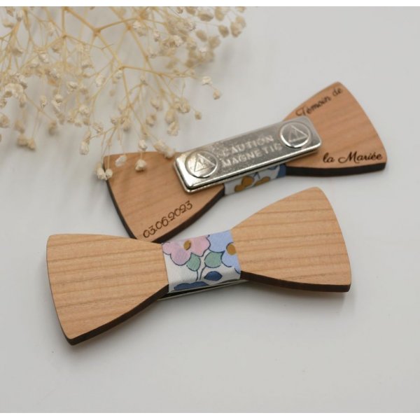Broche mini noeud pap en bois à personnaliser