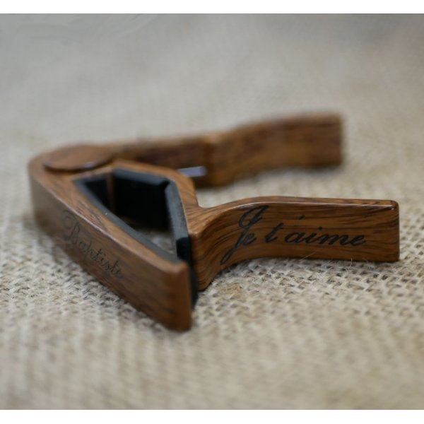 Capo guitare en aluminium gravé à personnaliser