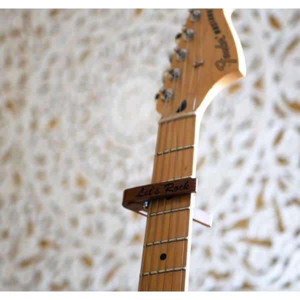 Capo guitare en aluminium gravé à personnaliser