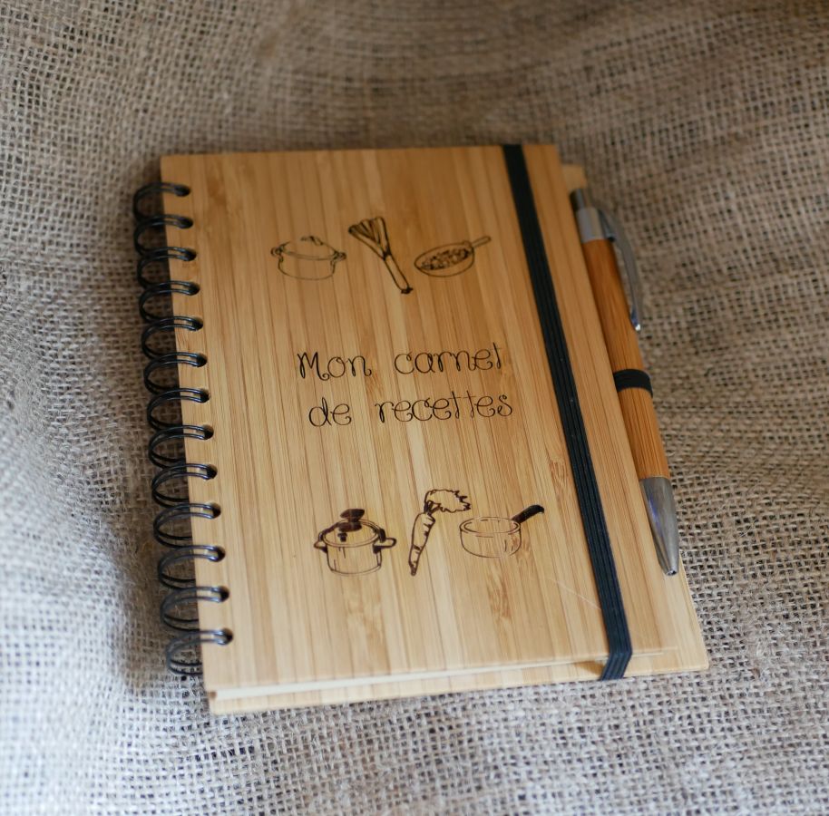 Carnet de recette en bois à compléter – Millus Design