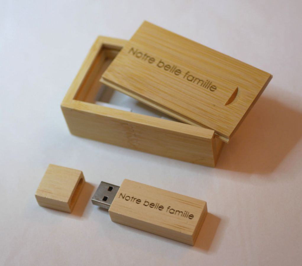 Clé Usb 16 Go dans coffret bois bambou à personnaliser par gravure pour un mariage