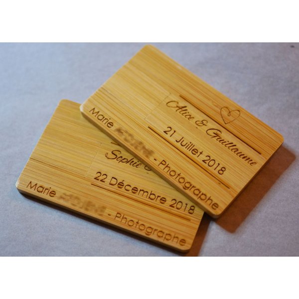 Clé USB 32 Go Carte en bois bambou carbonisé à personnaliser par gravure