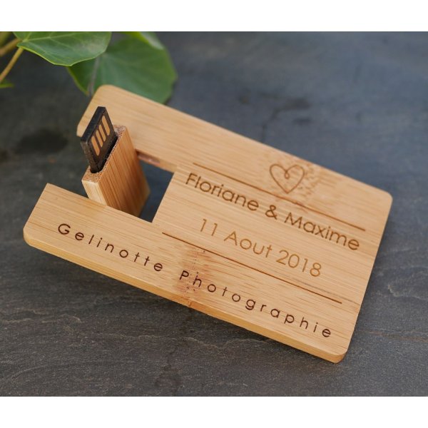 Clé USB 32 Go Carte en bois bambou à personnaliser par gravure