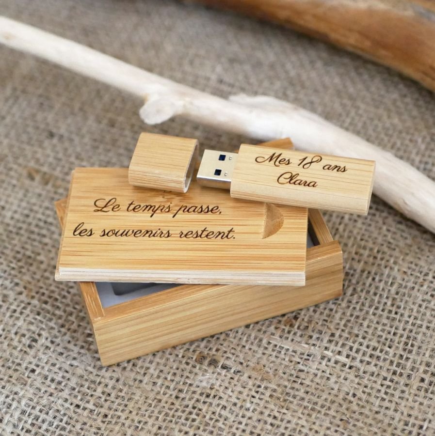 Clé Usb 3.0 32 Go dans coffret bois bambou à personnaliser par gravure 