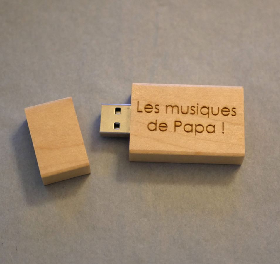 Clé USB en bois 32 Go rectangulaire à personnaliser par gravure