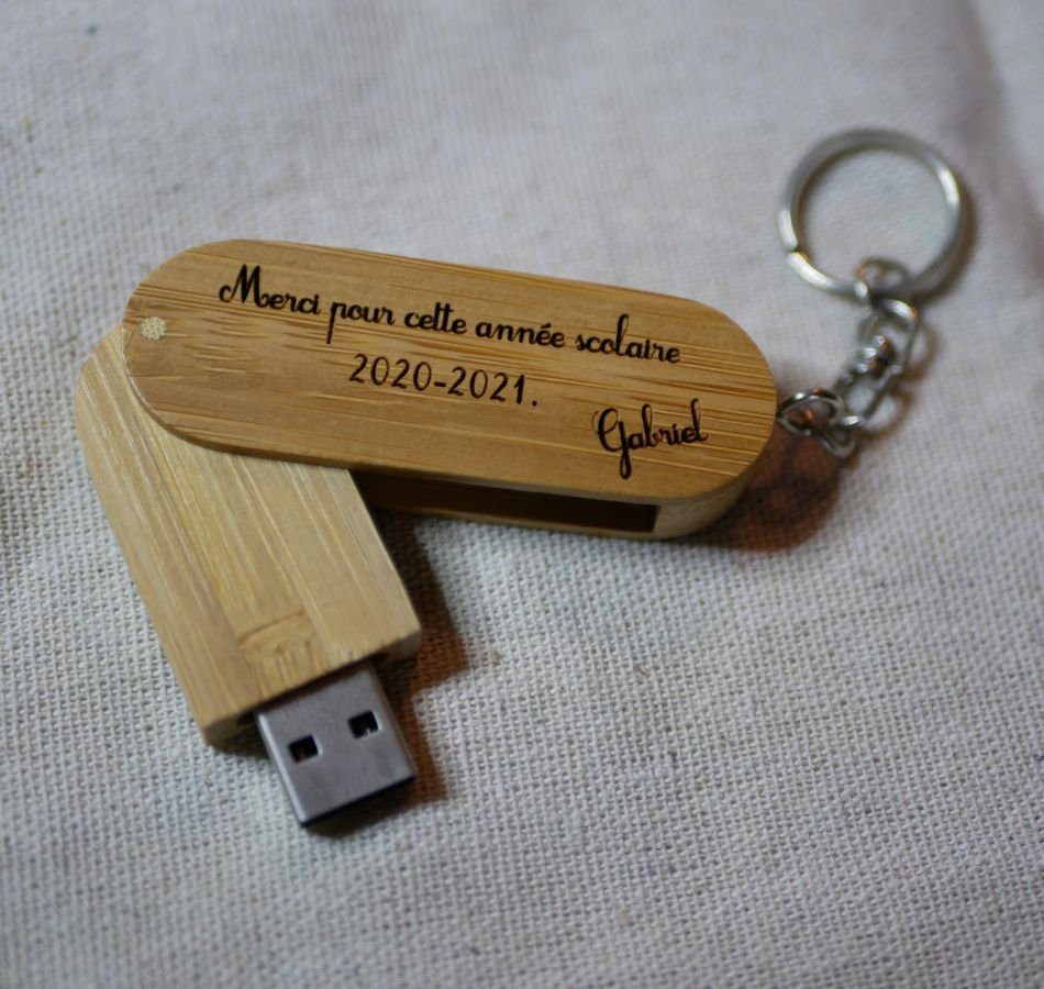 Clé USB en bois de bambou, Guitare Folk – Nature & Zen