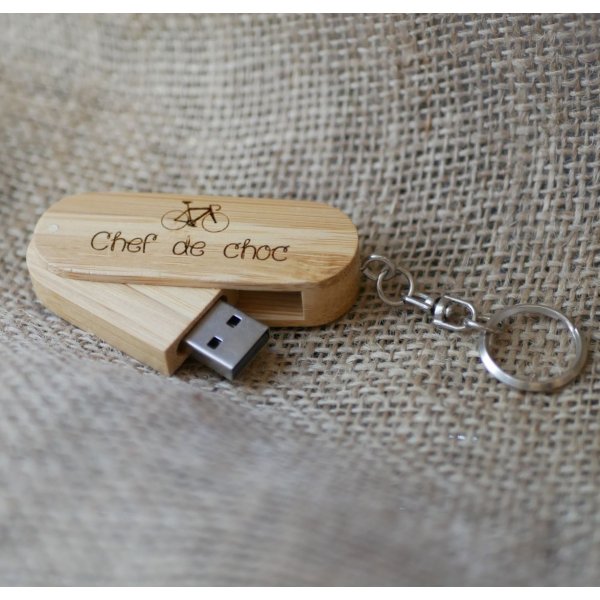 Cl&eacute; USB bois bambou 32 Go en porte clef &agrave; graver et personnaliser