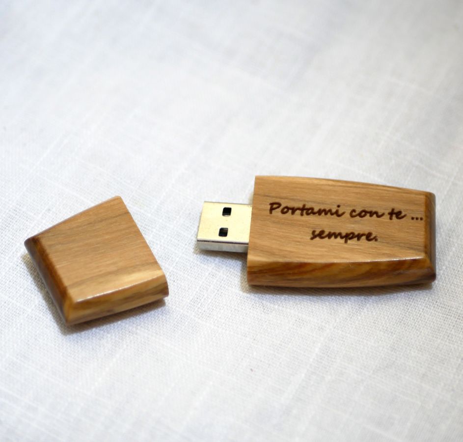 Clé USB en bois  à personnaliser par gravure