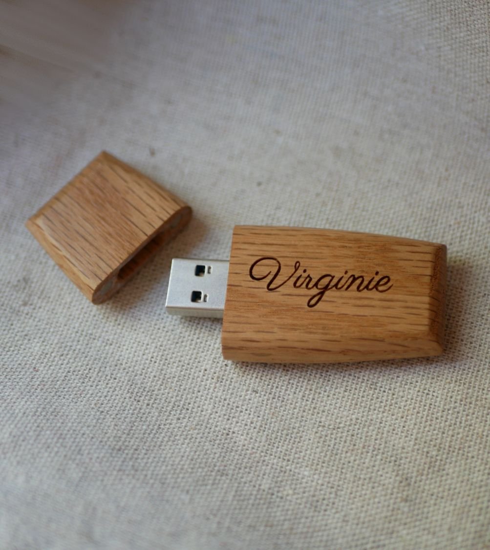 Clé USB en bois  à personnaliser par gravure