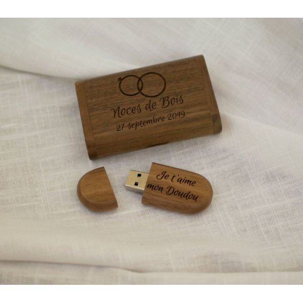 Coffret et Clé Usb 3.0 bois noyer 32 Go personnalisable