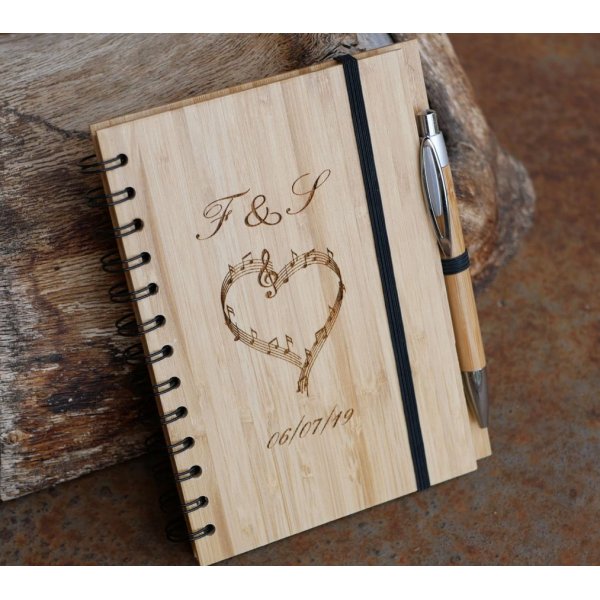 Livre d'or en bois pour mariage ou cérémonie à personnaliser