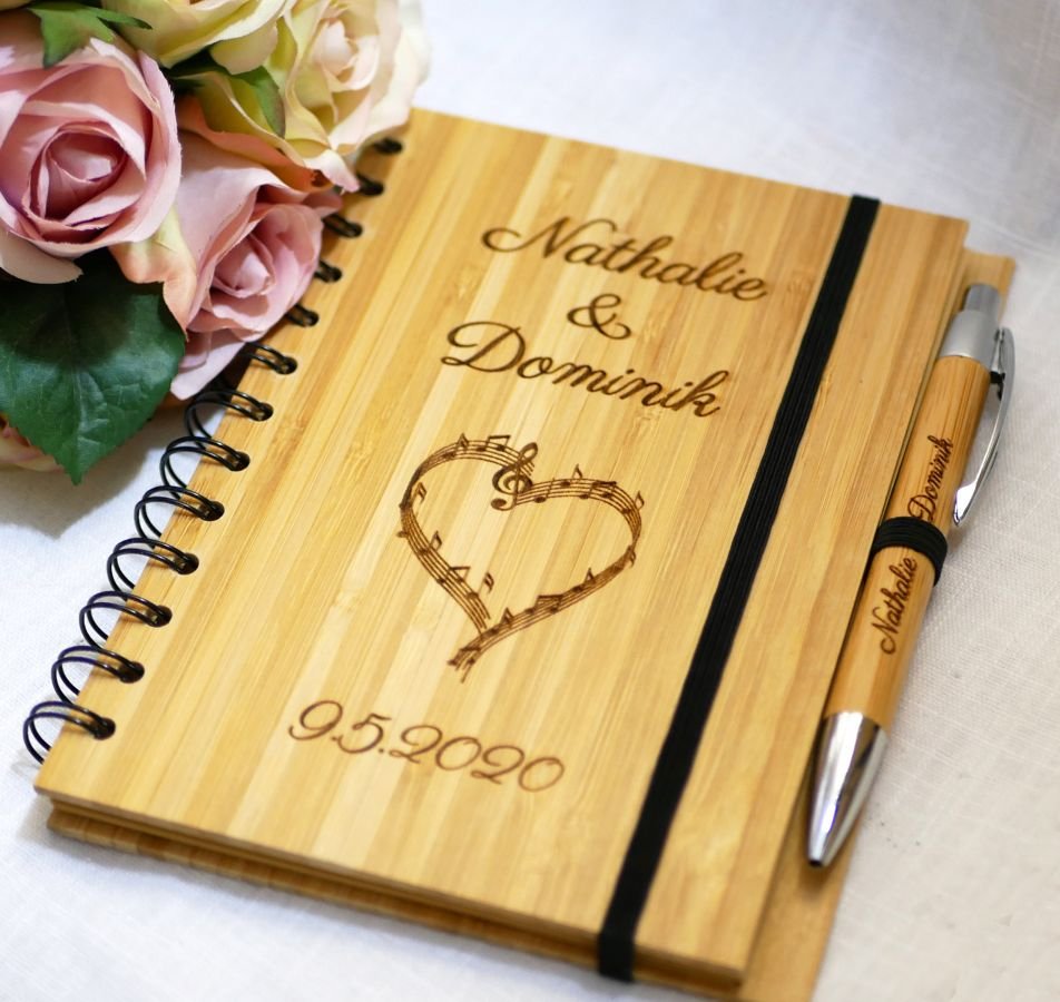 Livre d'or en bois pour mariage ou cérémonie à personnaliser