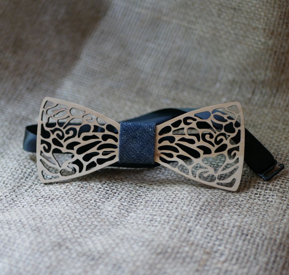 Noeud papillon en bois de dentelle fine à personnaliser