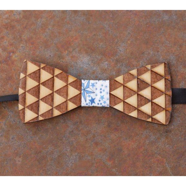 Noeud papillon en bois grav&eacute; de triangles