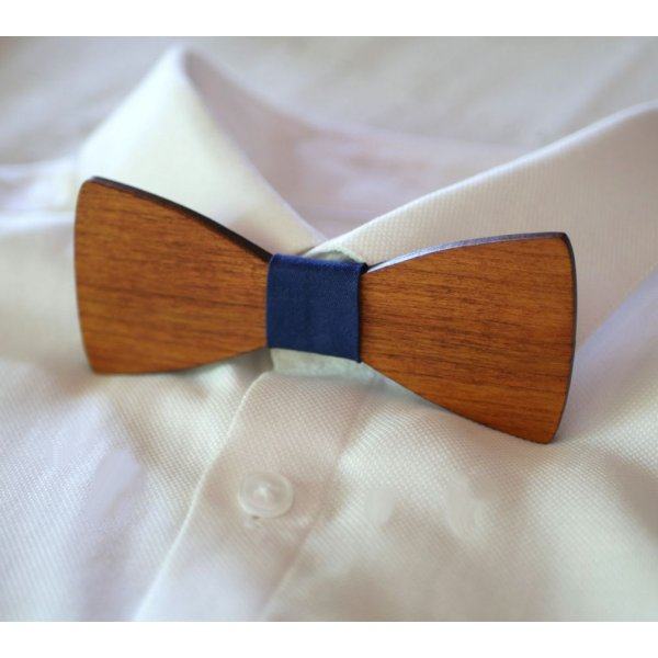Noeud papillon en bois Merisier à personnaliser fabriqué en France