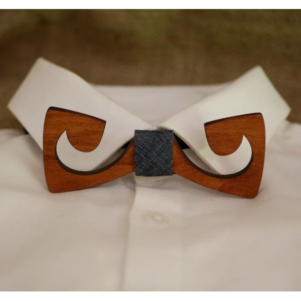 Noeud papillon en bois Le non moustachu