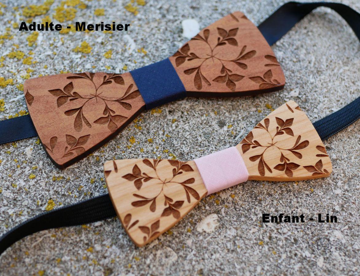 Noeud papillon enfant en bois gravé de fleurs à personnaliser assorti au modèle homme