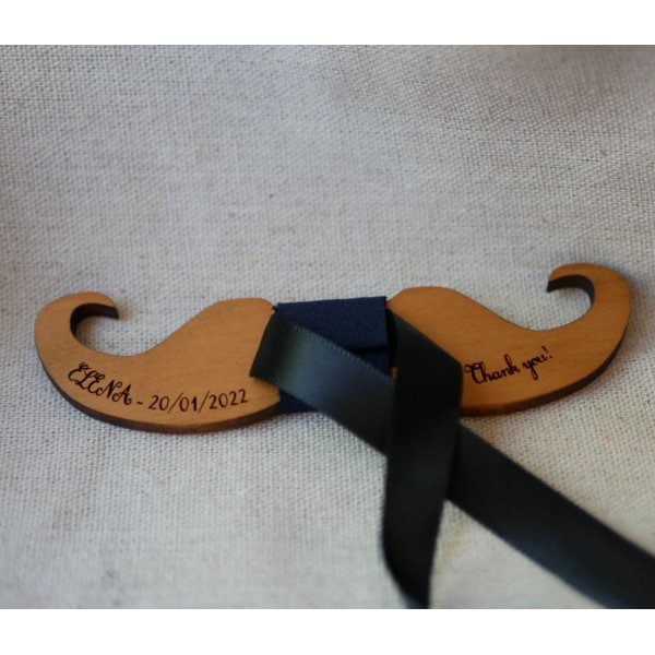 Noeud papillon Moustache en bois merisier à personnaliser fabriqué en France