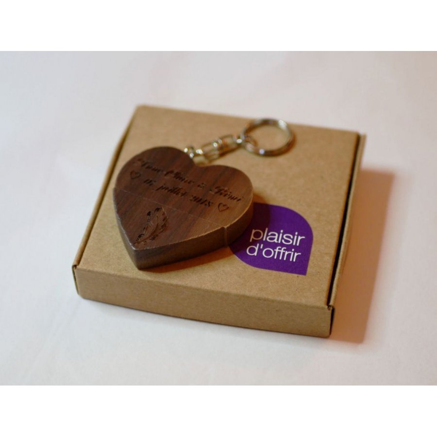 Clé USB porte clé en forme de coeur en bois sombre à personnaliser par gravure