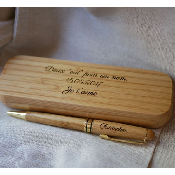 Stylo en bambou gravé dans coffret en bois massif personnalisé