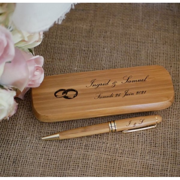 Stylo en bambou gravé dans coffret en bois massif personnalisé