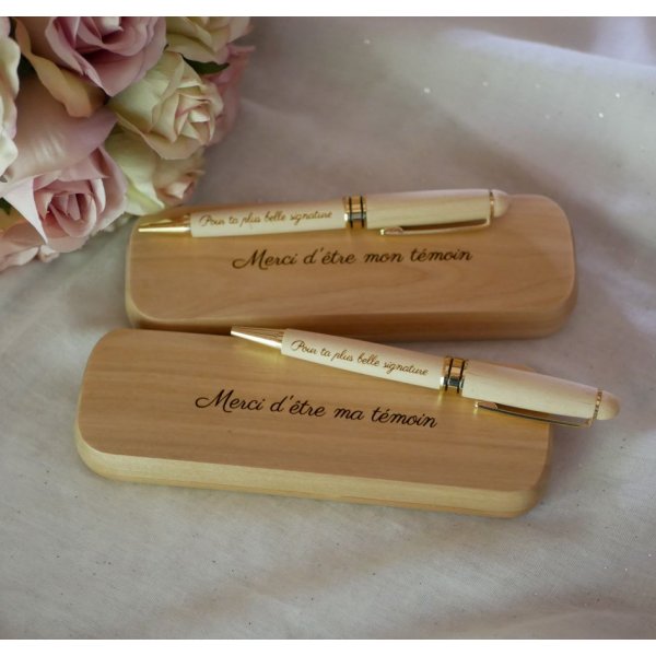Stylo bois érable gravé dans coffret en bois massif personnalisé