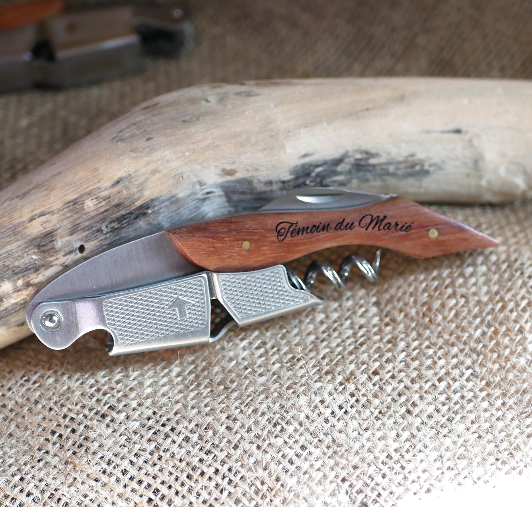 Tire-bouchon limonadier manche en bois grav&eacute; &agrave; personnaliser